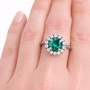 Adjustable Emerald Green Swarovski Element Crystal Halo Ring | Rope Band